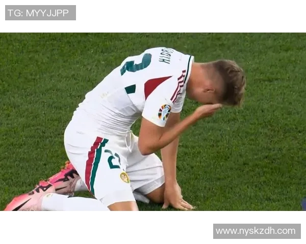 当红足球球星在训练场邂逅昔日并肩作战的老队友再度引发热烈关注 当红足球球星在训练场邂逅昔日并肩作战的老队友再度引发热烈关注